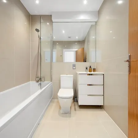 Amazing 2Bed Flat 10Min To Wimbledon Tennis Courts London Exterior photo