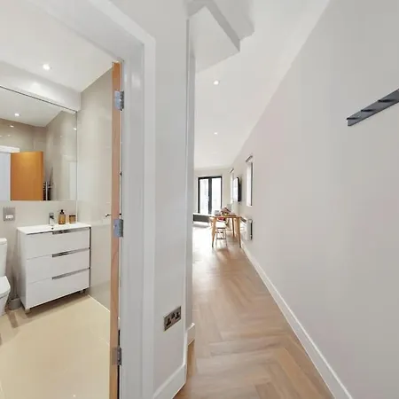 Amazing 2Bed Flat 10Min To Wimbledon Tennis Courts London Exterior photo