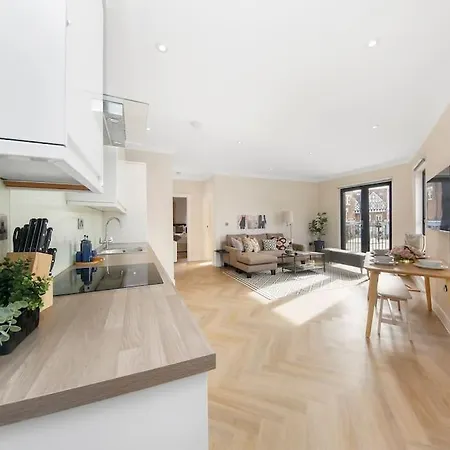 Amazing 2Bed Flat 10Min To Wimbledon Tennis Courts London Exterior photo