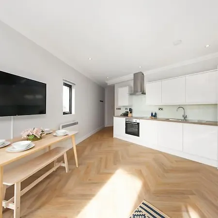 Amazing 2Bed Flat 10Min To Wimbledon Tennis Courts London Exterior photo